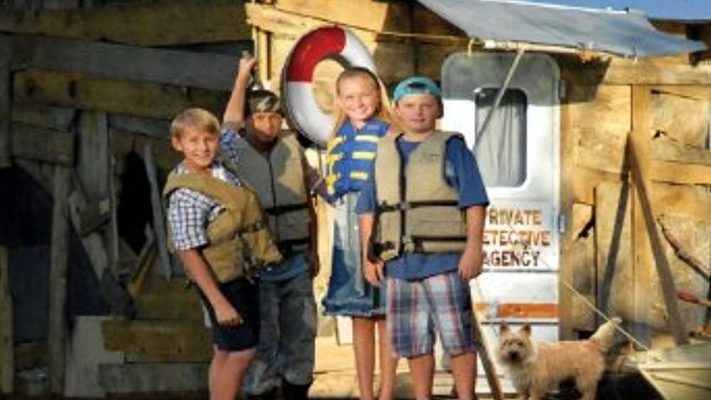 The Boathouse Detectives