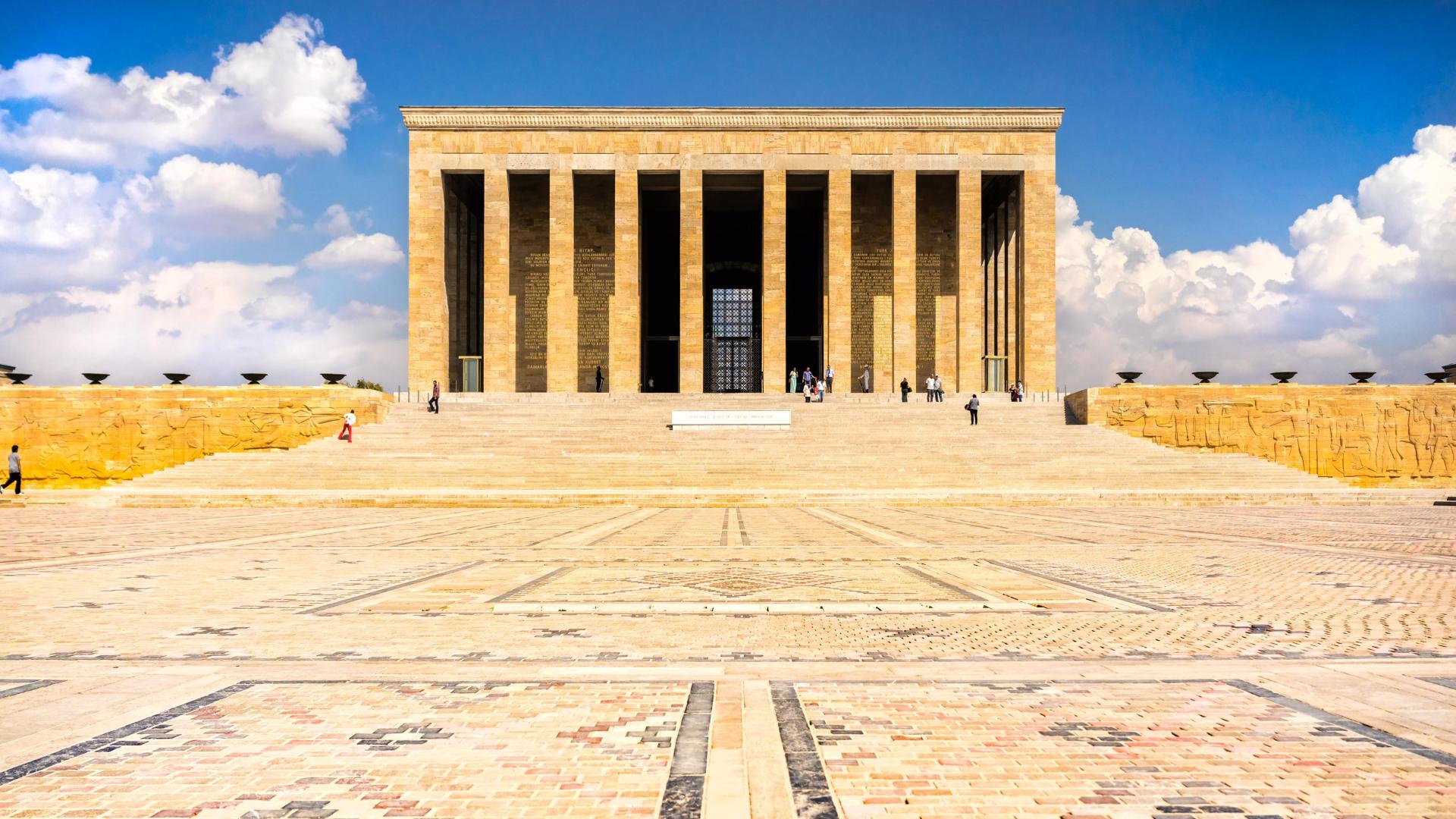 Anıtkabir’den Naklen Yayın