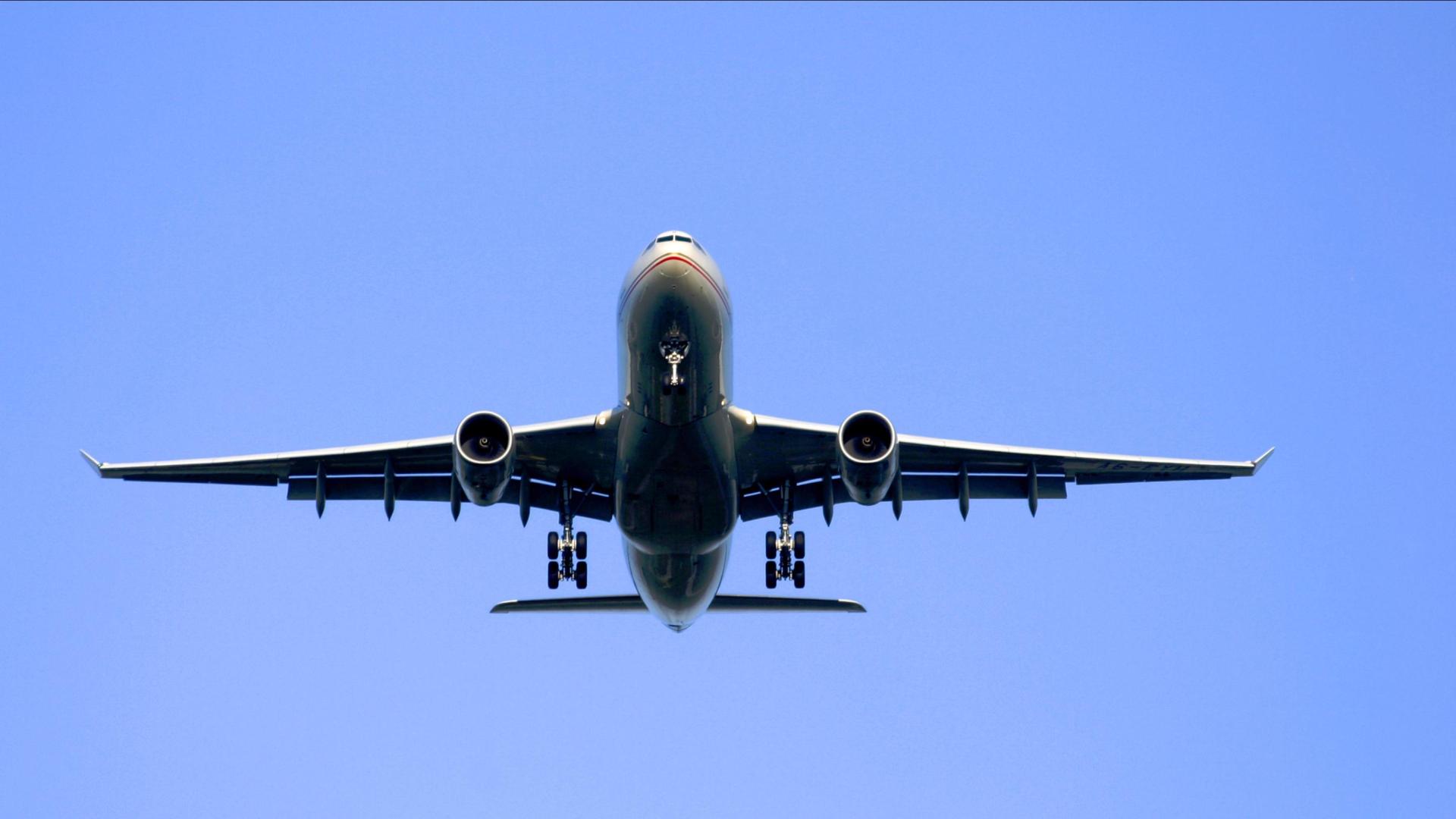 Inside air traffic