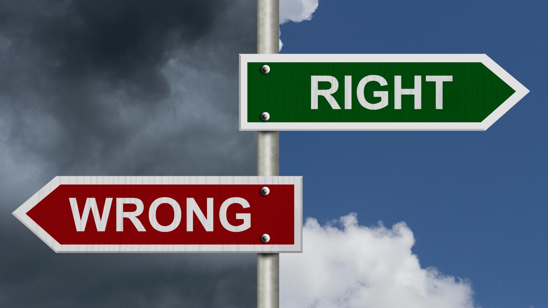 S0E17 - Wrong & Right